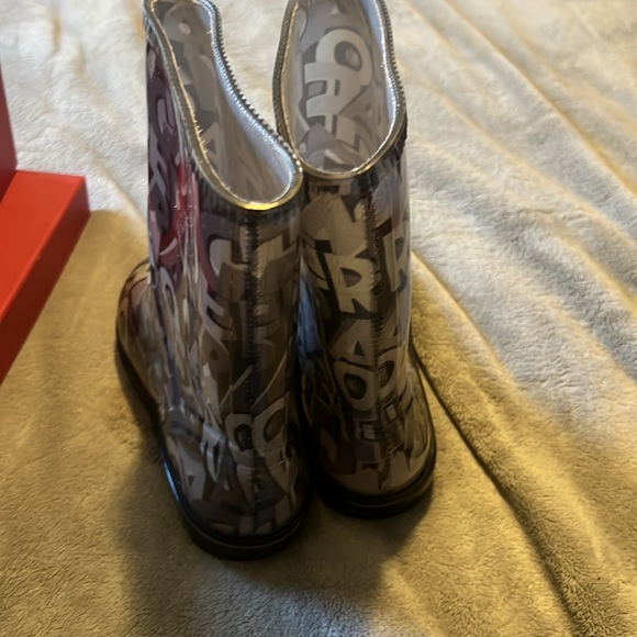 Size 29 FERRAGAMO rain boots - Picture 4 of 9